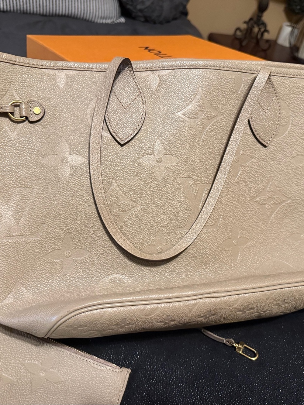 Louis Vuitton AUTHENTIC neverfull mm Turtledove monogram empriente leather tote